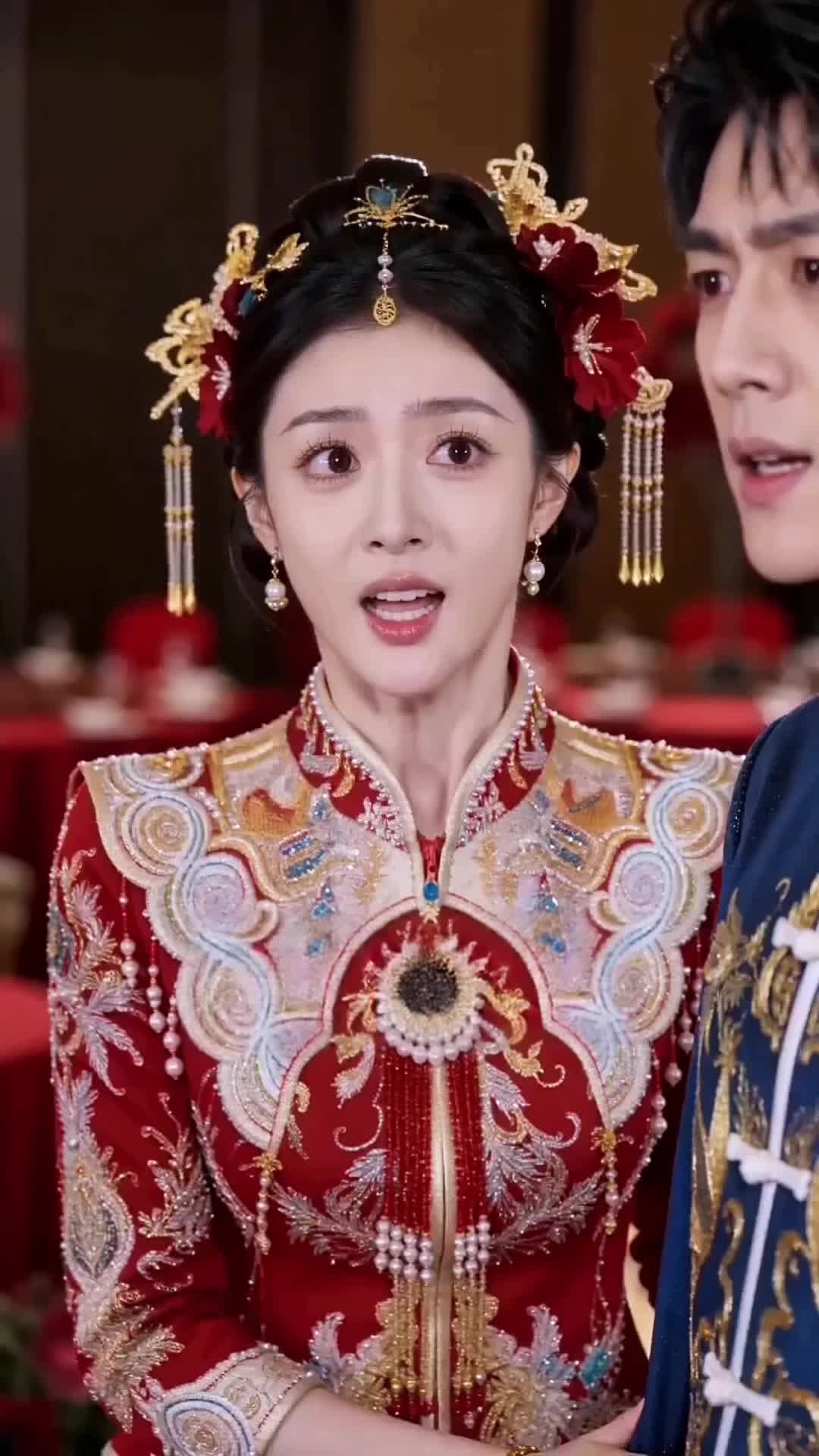 Crown for Me, Crumbs for You Episode 3