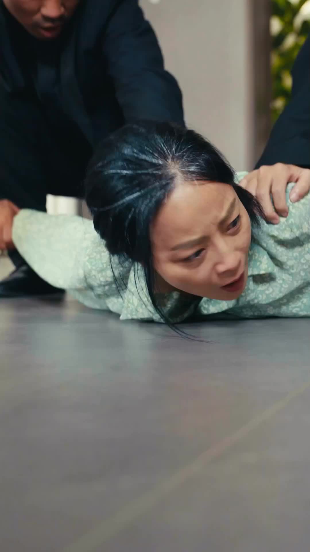 الأم الشجاعة الصامدة 7مجموعة