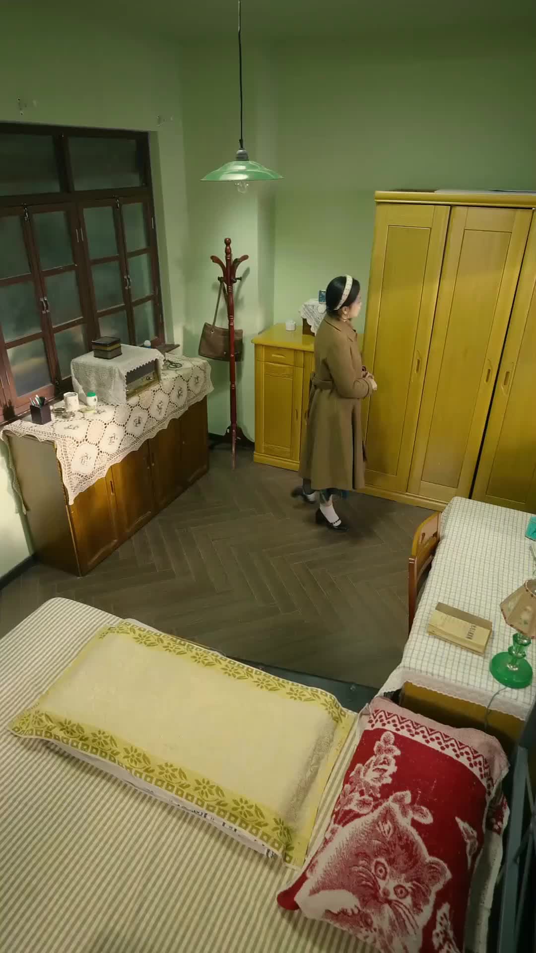 80年代にタイムスリップしたら、継母になってしまった（日本語吹替版） 第 2 話