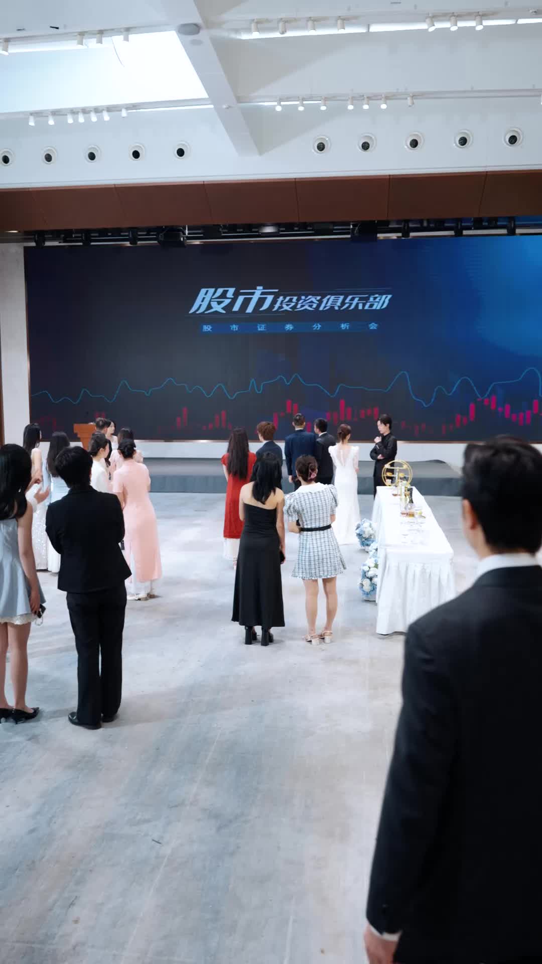 乡下老妈绝代风华第二季 第8集