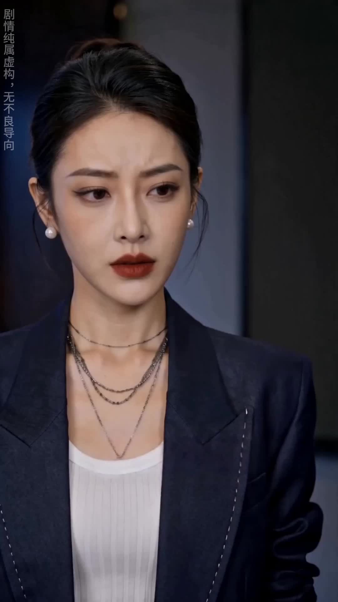 Crushing Her Empire, Claiming My Throne Episode 4
