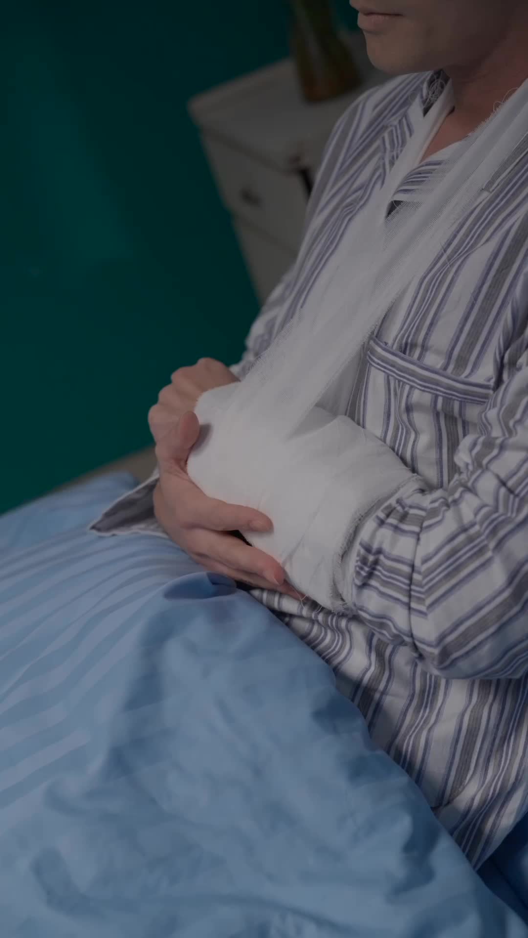拨云见日终有时 第1集