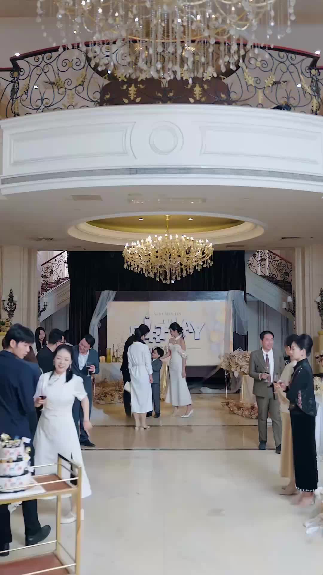 Adiós, y hasta nunca Episodio 8