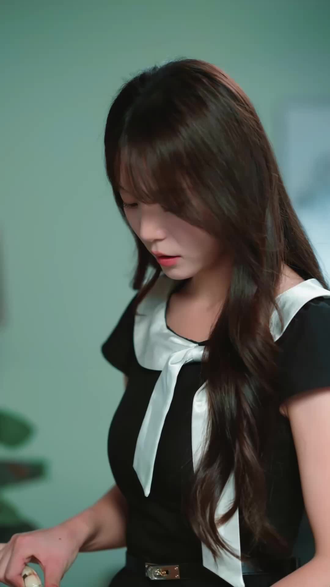 At Memory's End, He Lost Her Episode 11