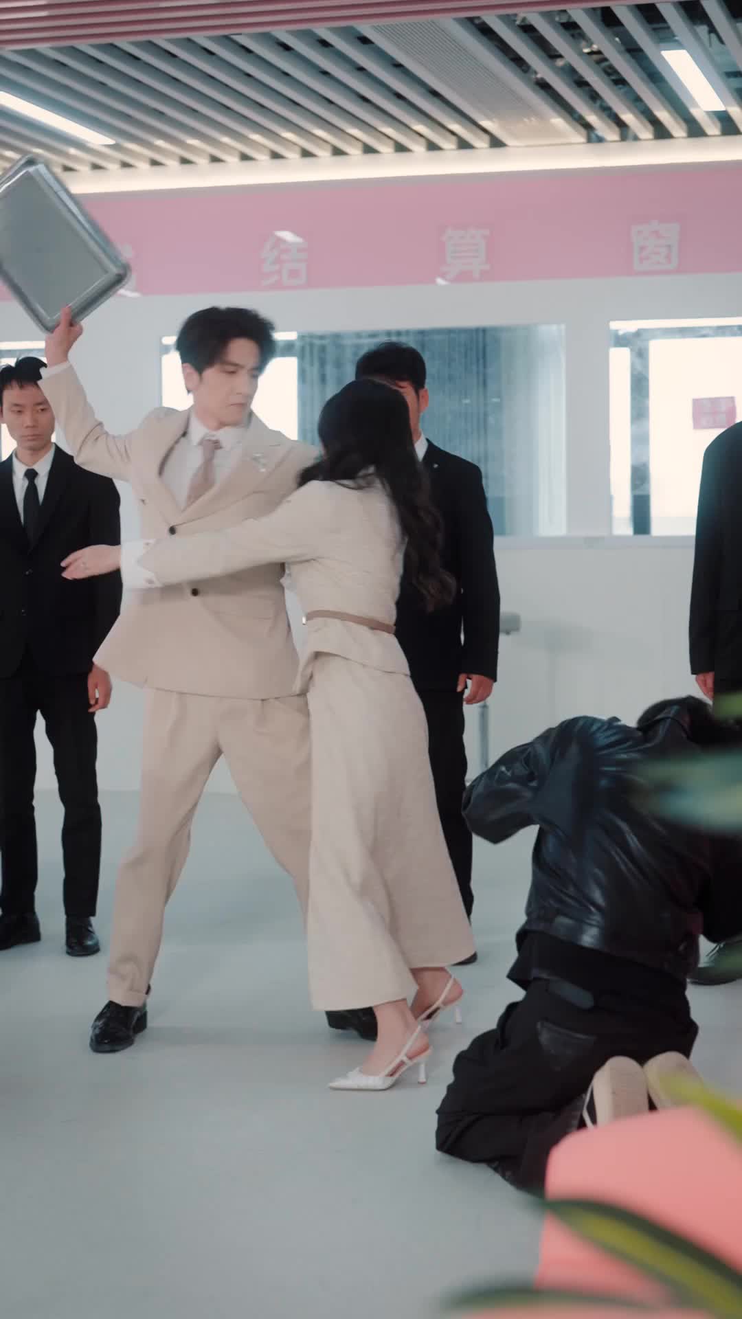The Bride You Lost, Kneel To Her Crown Episode 3