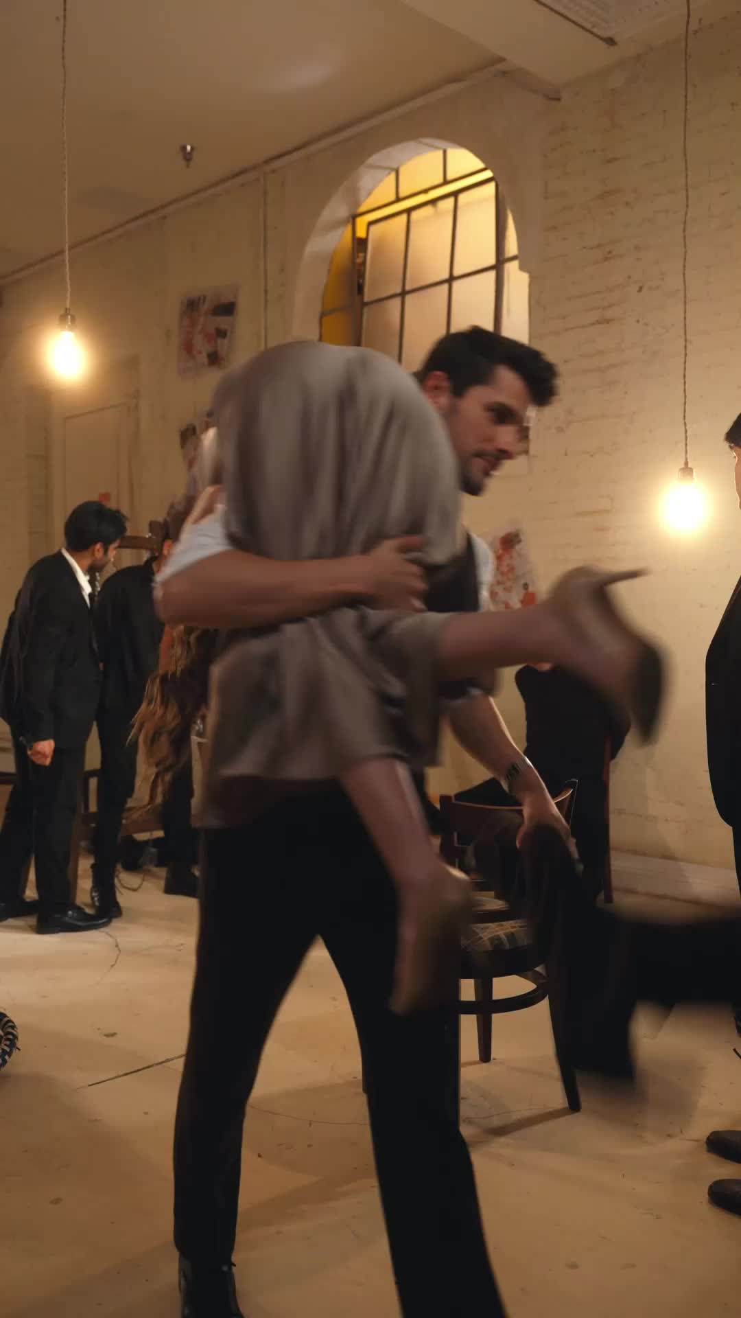 Jefe, ella volvió a decir que no (Doblado) Episodio 11