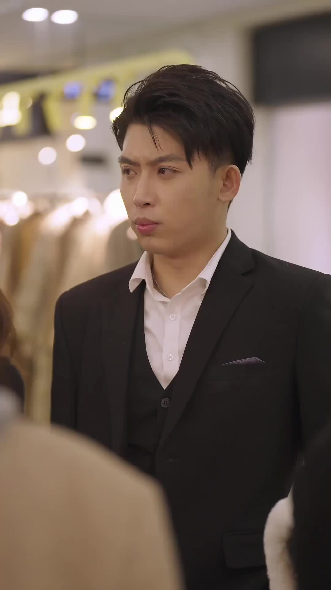Pacarku Si Dewa Rejeki Episode 7