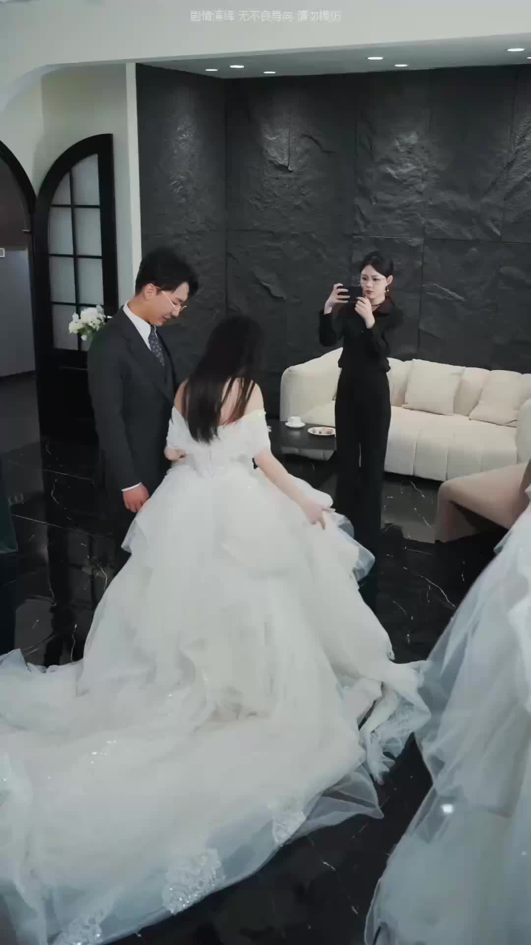 Tahun Dalam Kebohongan Episode 8