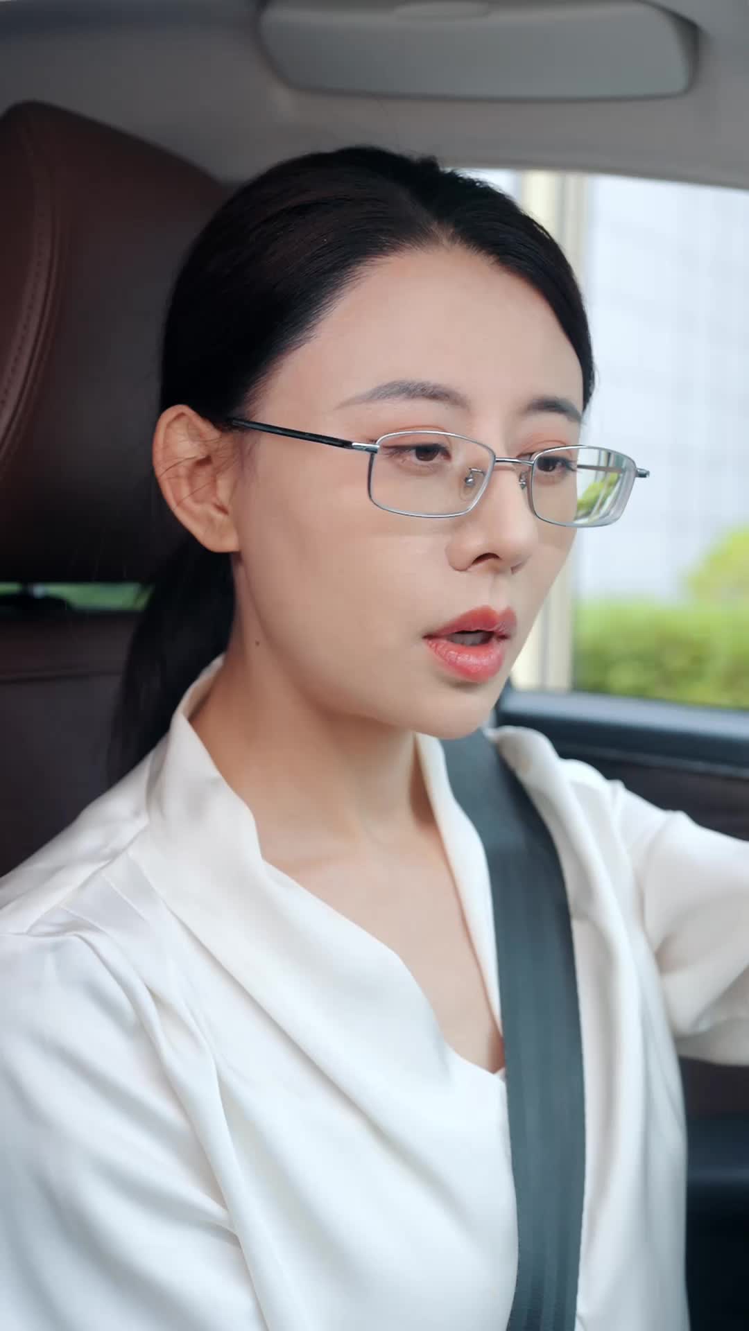 Blinded by His Pride, Crushed by Her Power Episode 2