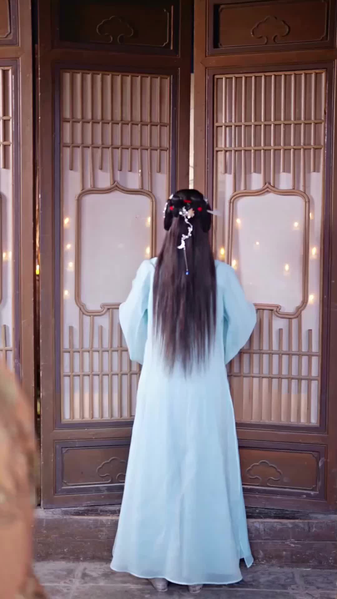 Asmara di Tengah Kekacauan Episode 11