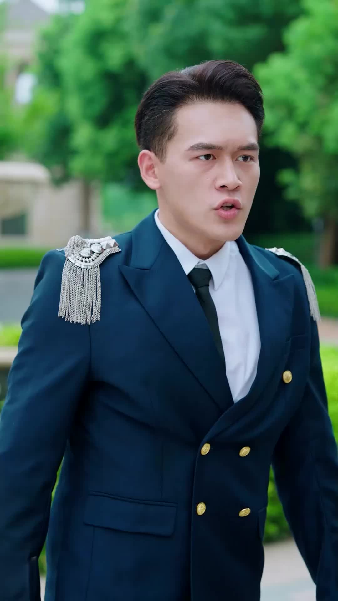 Rahasia di Balik Orang Tua Sederhana (Sulih Suara) - Episode 35 - Episode 35