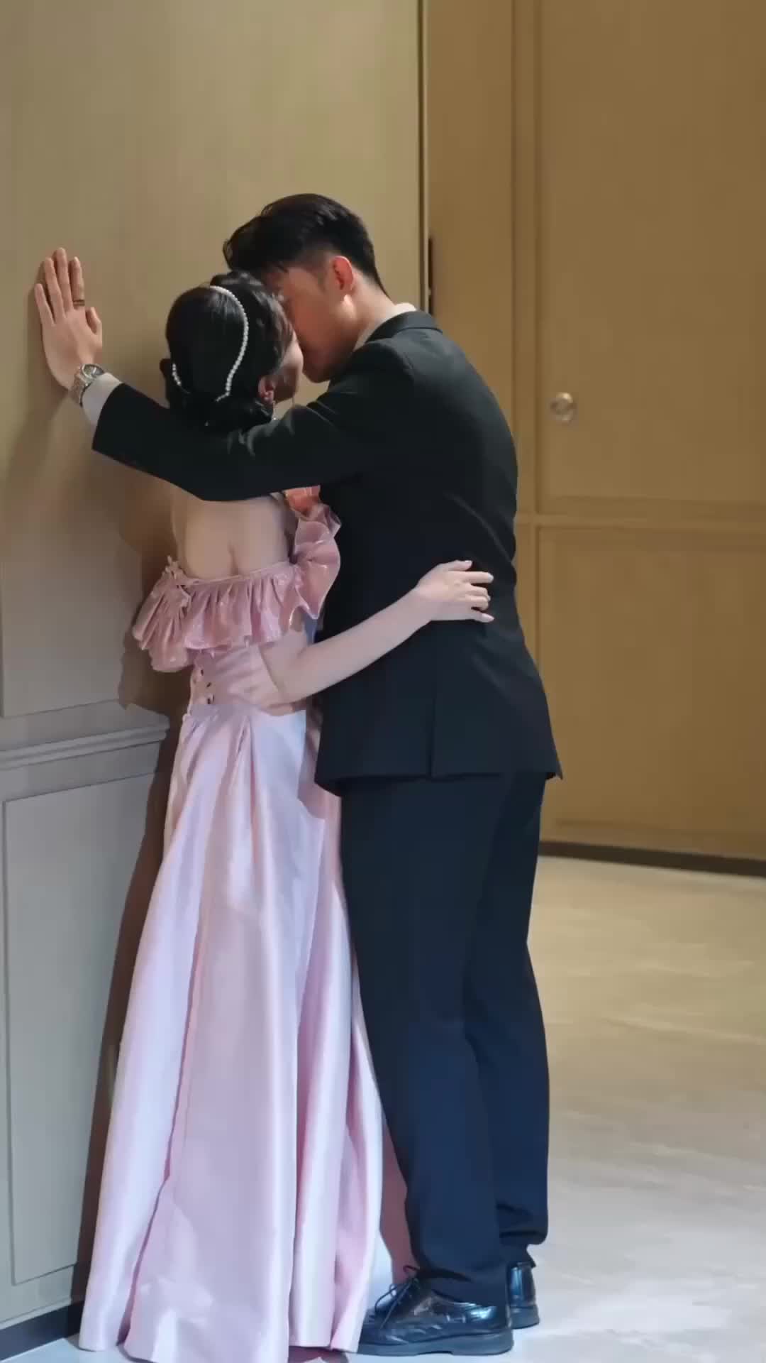 Kau Bagai Angin, Aku Bagai Debu - Episode 5 - Episode 5