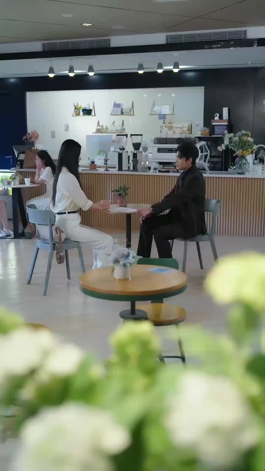 Hate That Binds, Desire That Burns Episode 4