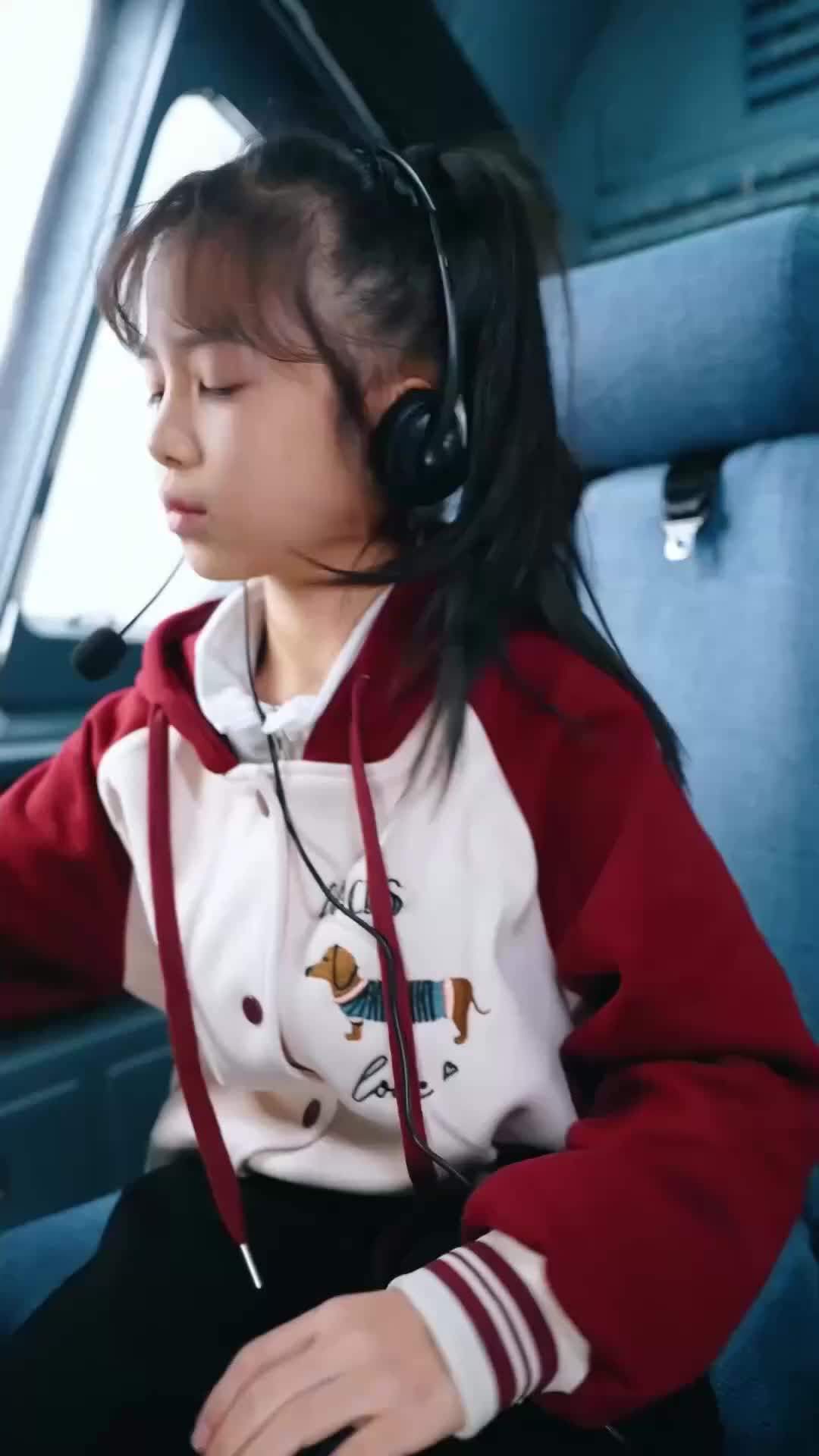 Crisis at 30,000 Feet: Engine on Fire, Kid in Command Episode 7