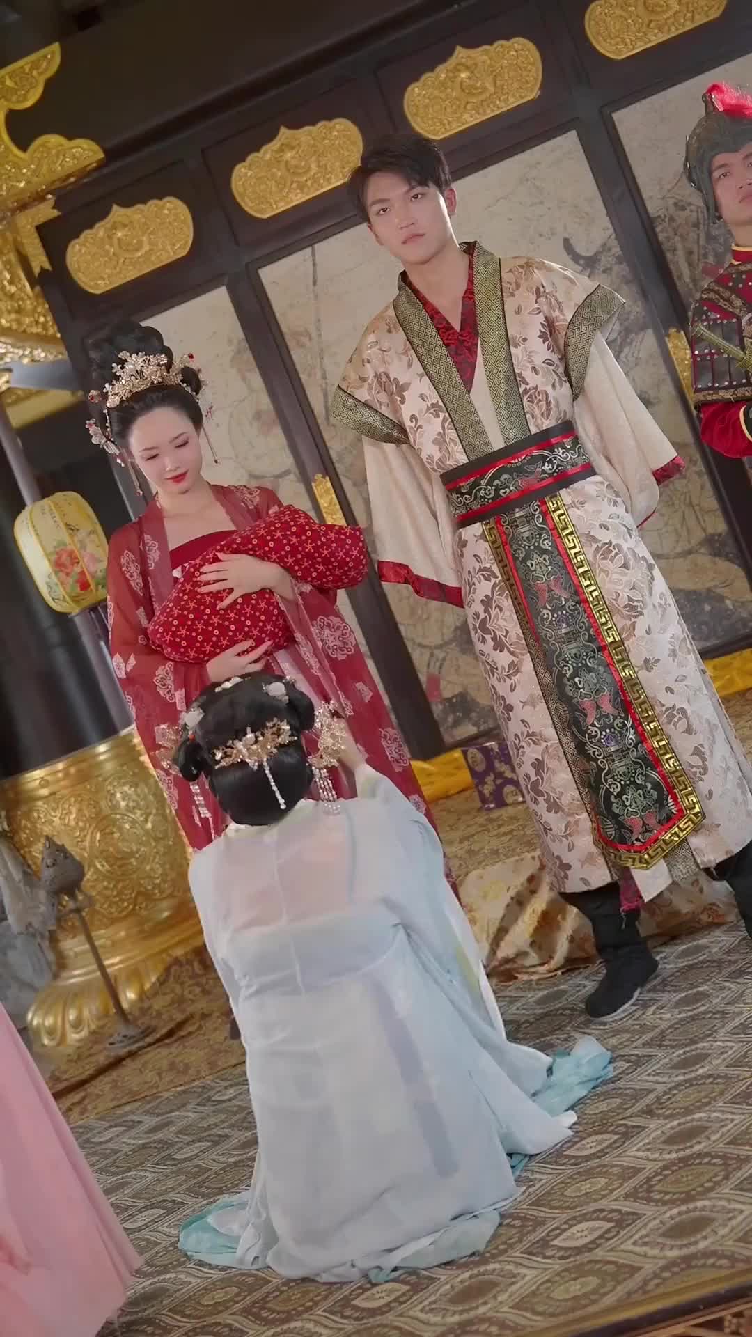 Takhta Dan Cinta Di Dua Dunia Episode 10