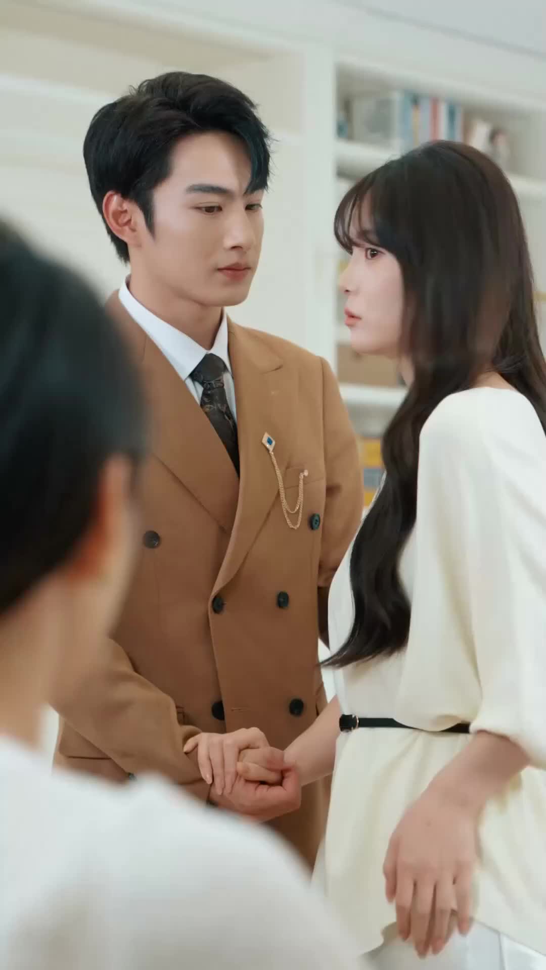 เมื่อเพลงรักสิ้นเสียง ที่6ตอน