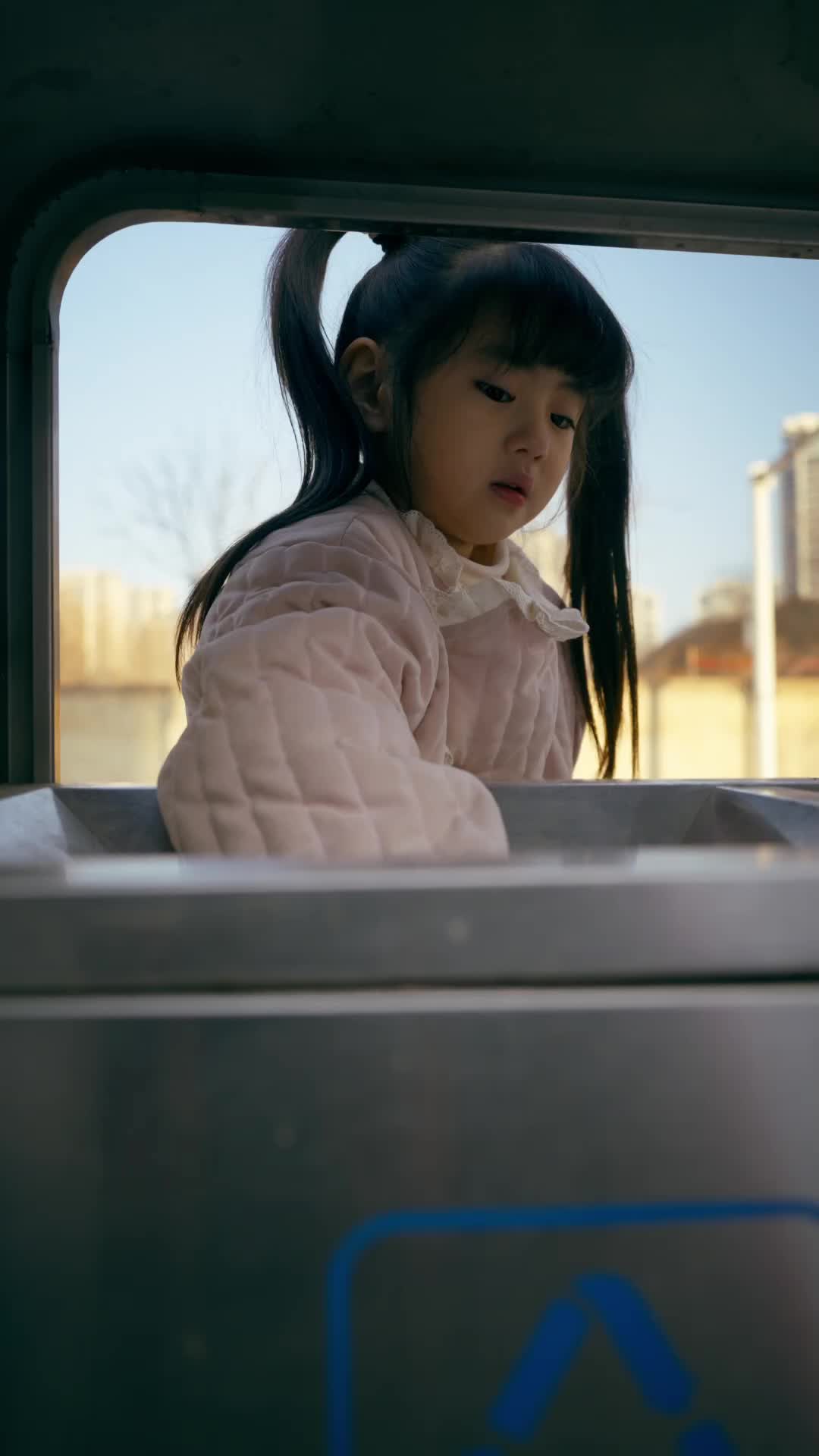 The Six-Year-Old Treasure Hunter Episode 1