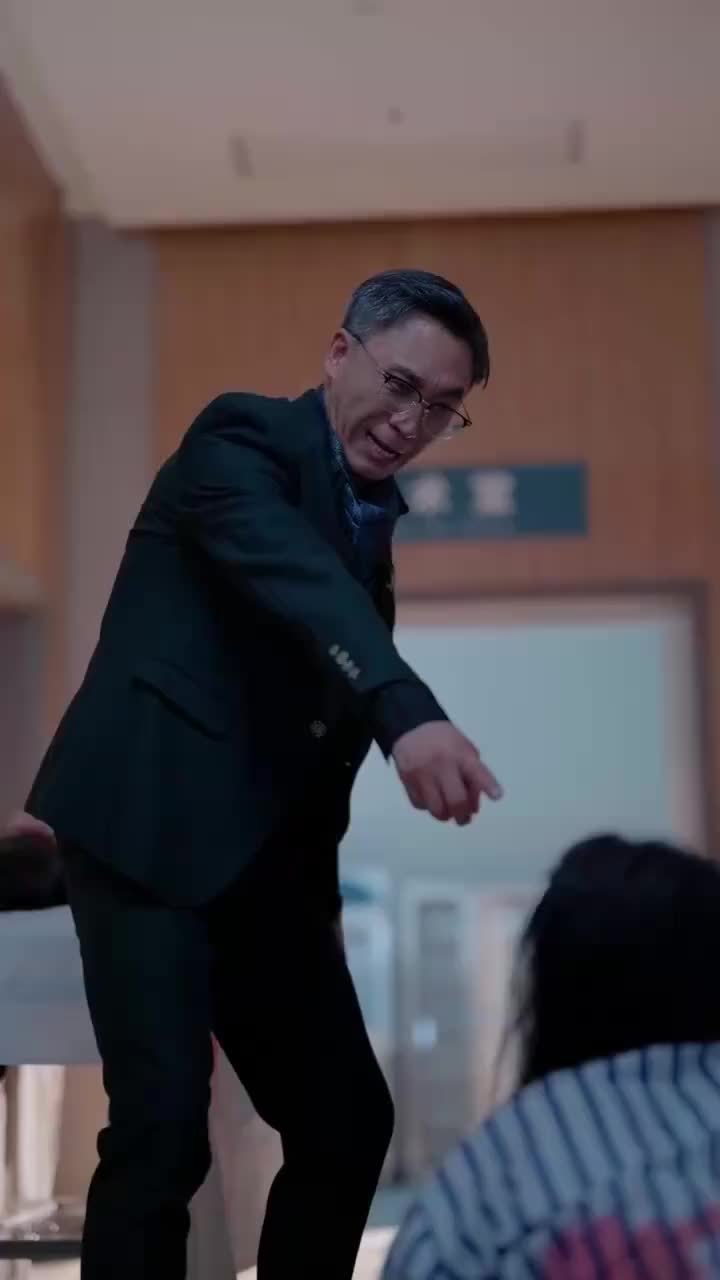 Cinta Lama Bersemi Di Kantor Episode 2