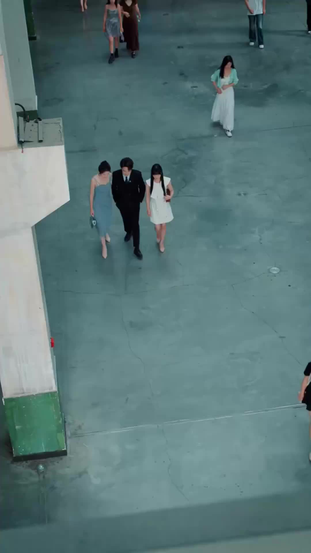 Un matrimonio enterrado en mentiras Episodio 8