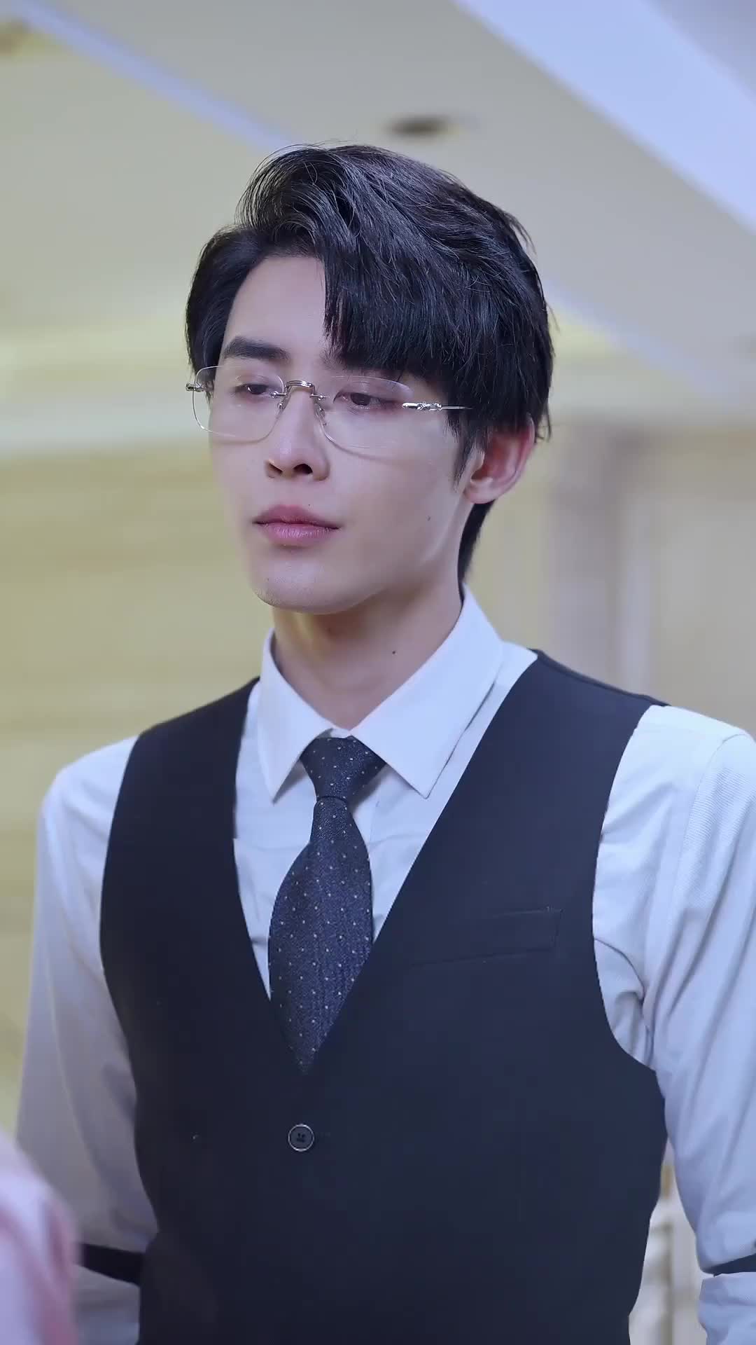 Pacar Rahasia Sang Idola Episode 4