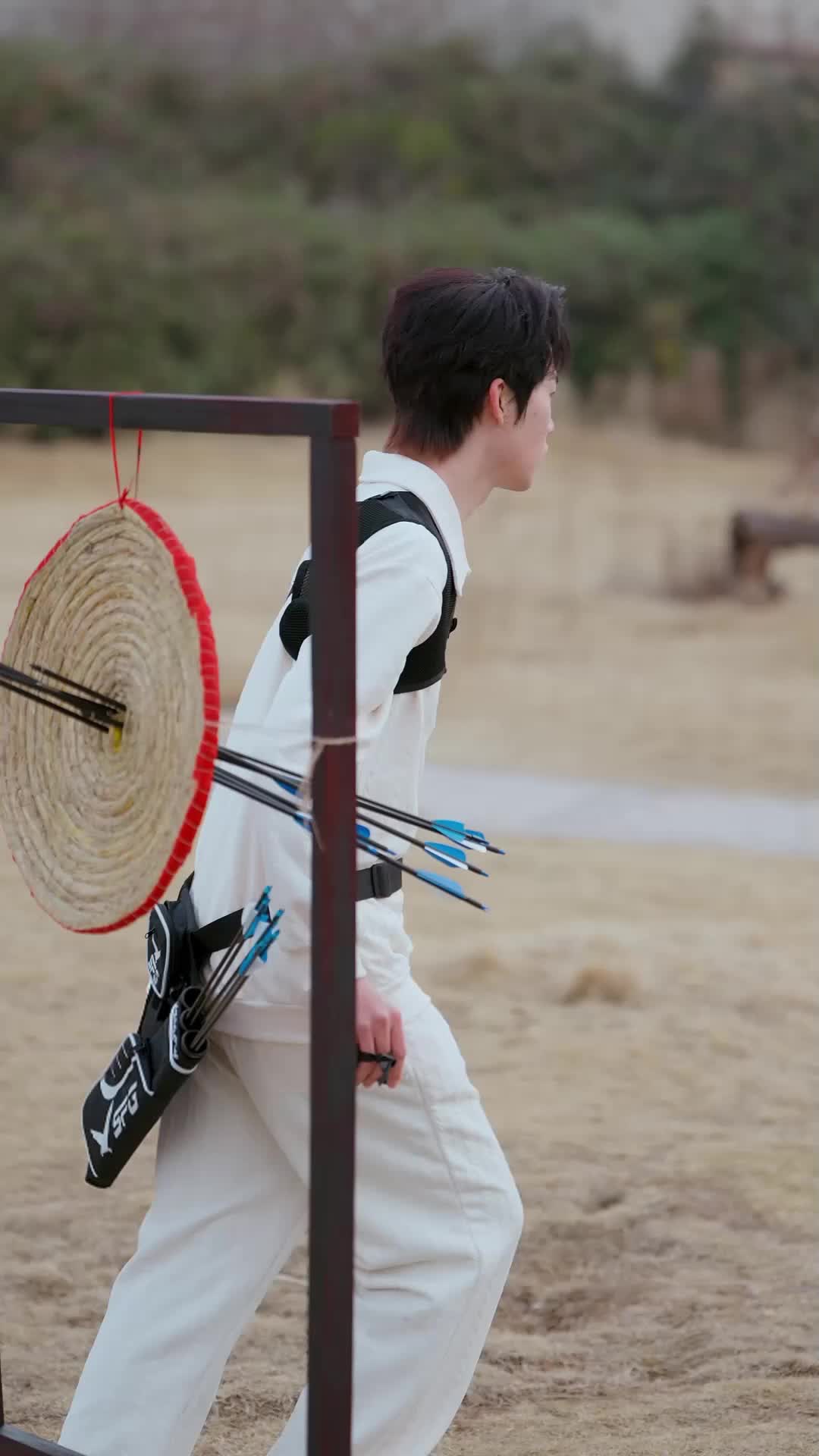 Bow or Beware: Her Highness Is Back Episode 8