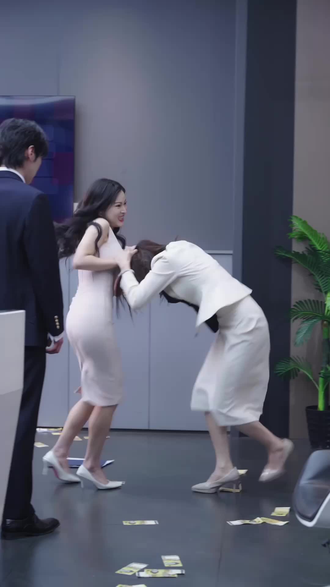 Dear Son, Mom is the Real Boss Episode 11