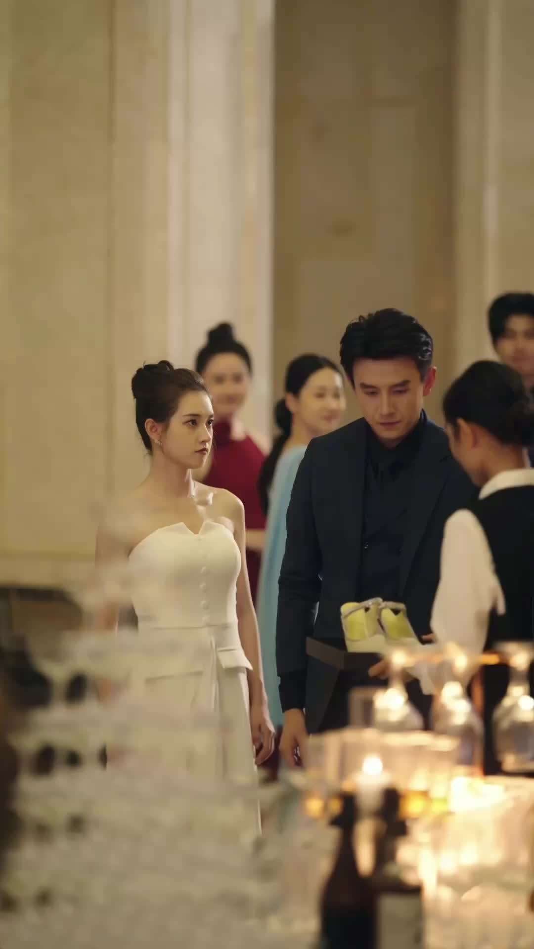 Musim Cinta Bersemi Episode 6