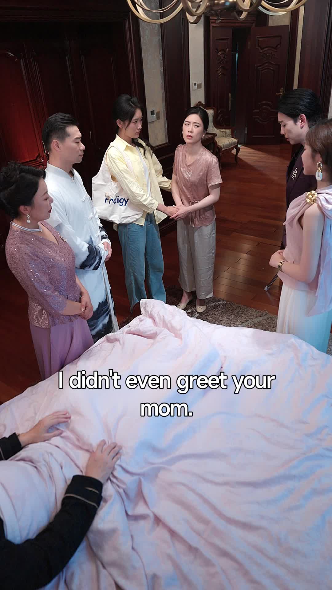 Beneath Her Ordinary Life Lies a Legend Episode 10