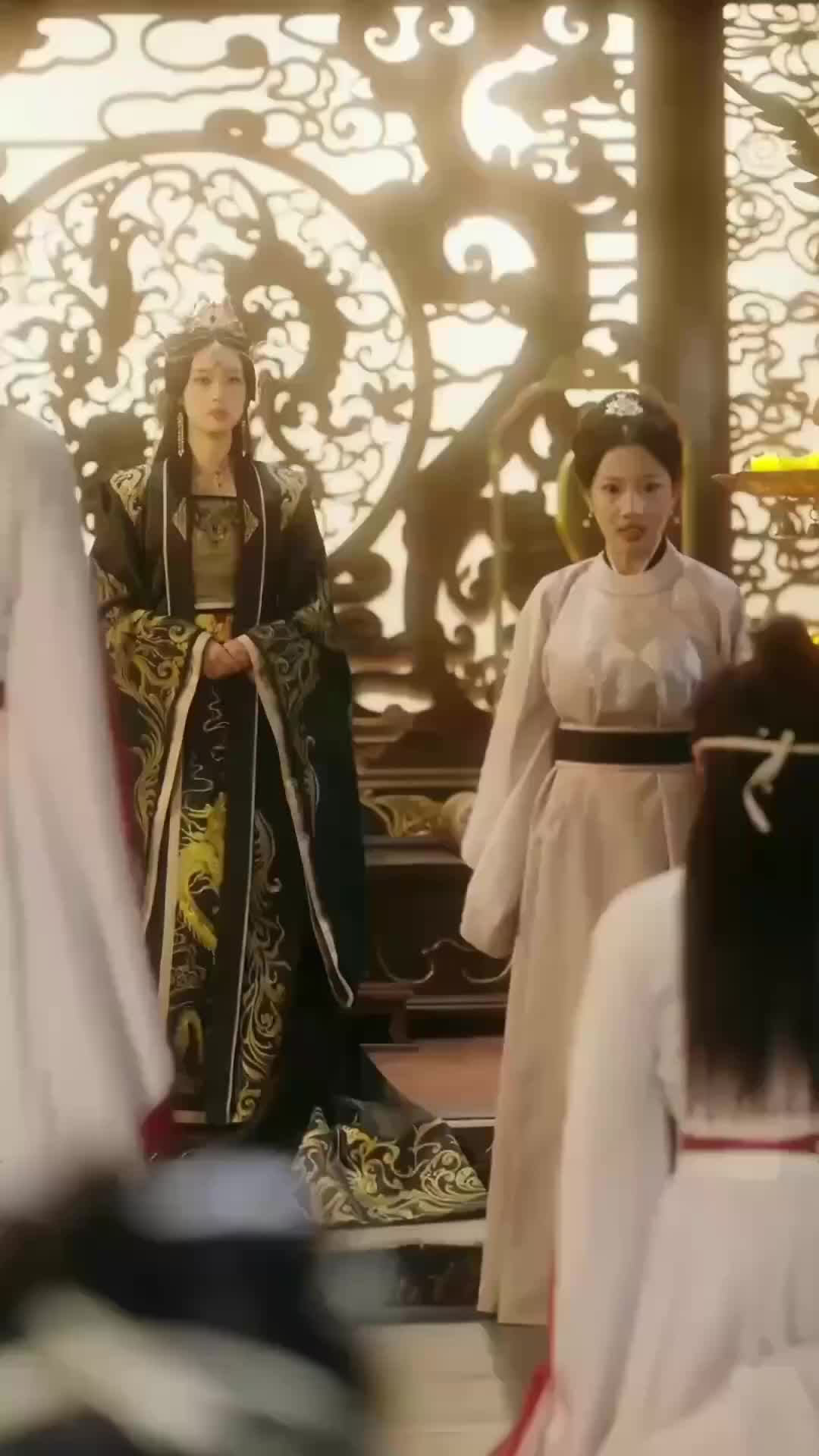 봉군: 여제를 지켜라 제8회