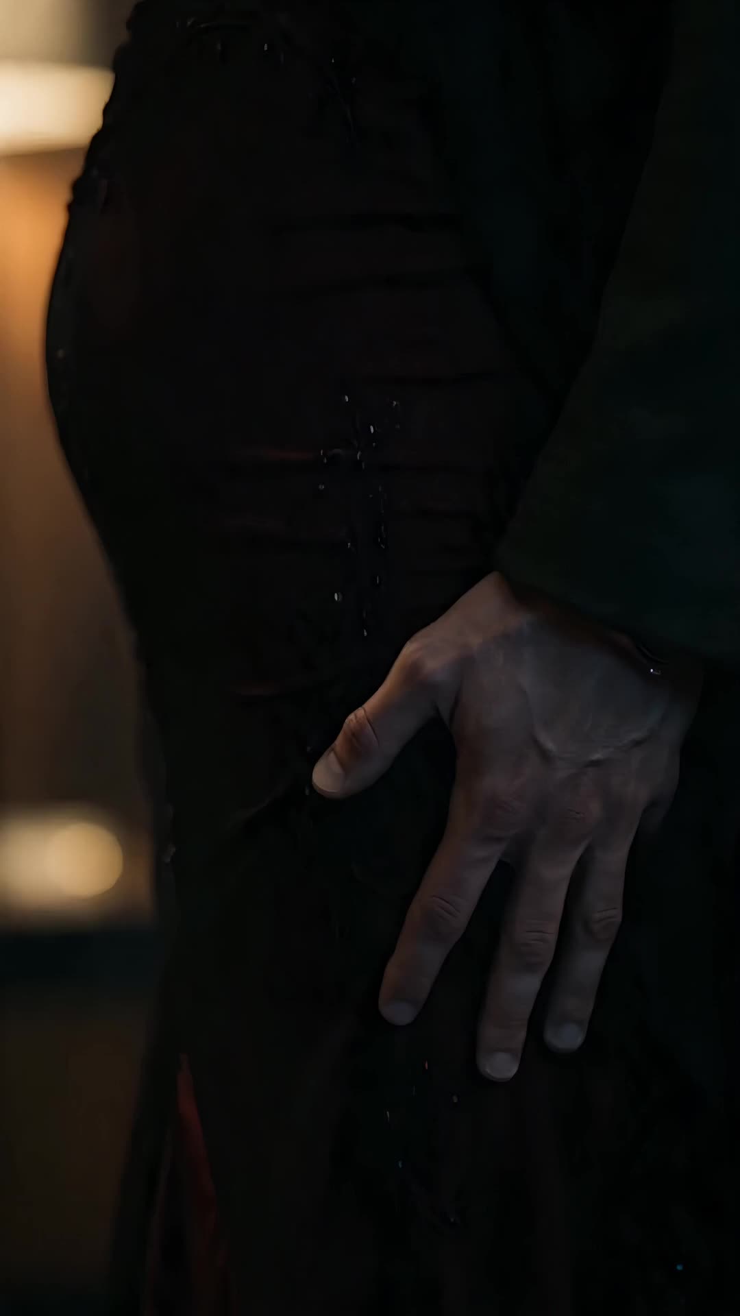 My Hired Bodyguard Is the Original Vampire Episode 1