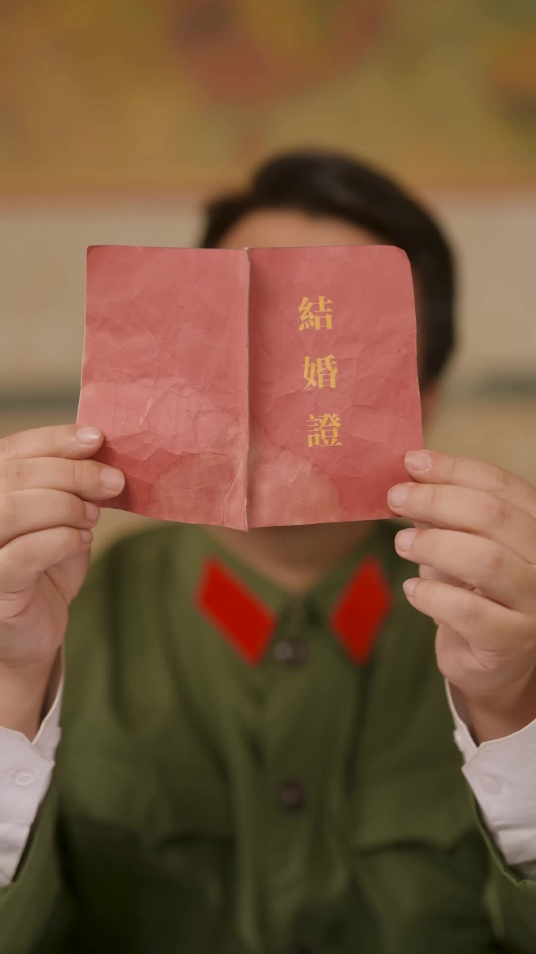 重生七零，我改嫁冷面團長當奶爸 第5集