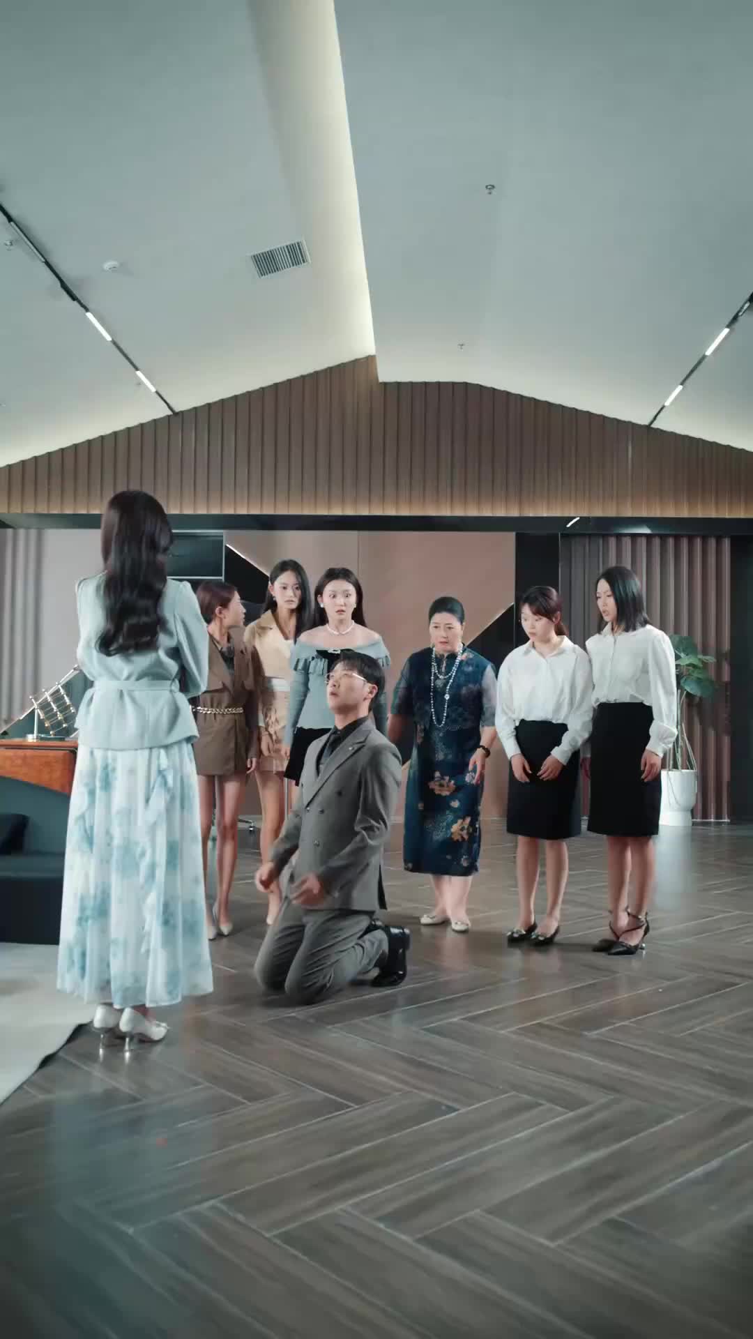 Mistaken for a Gold Digger, She Turns the Tables Episode 8