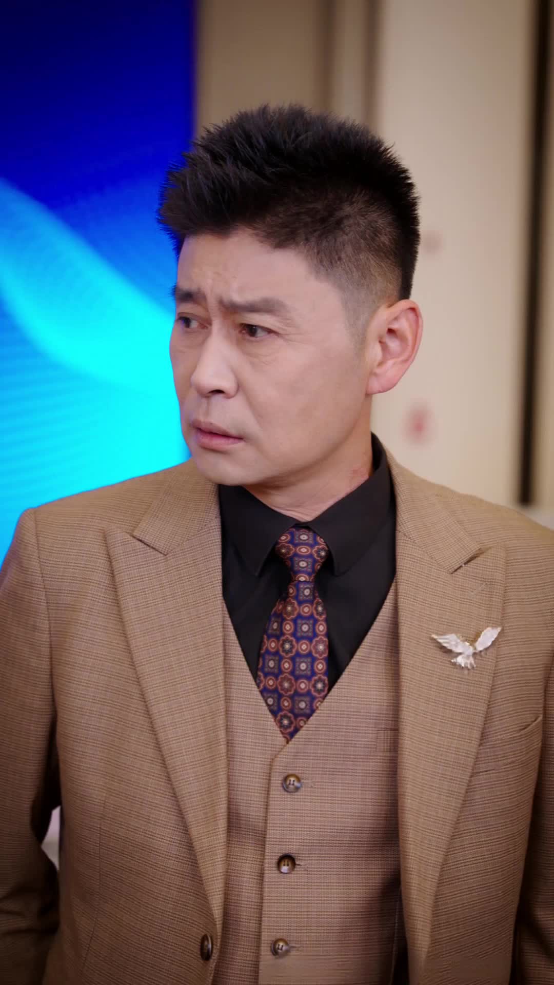 Takhta Sang Anak Tiri Episode 8