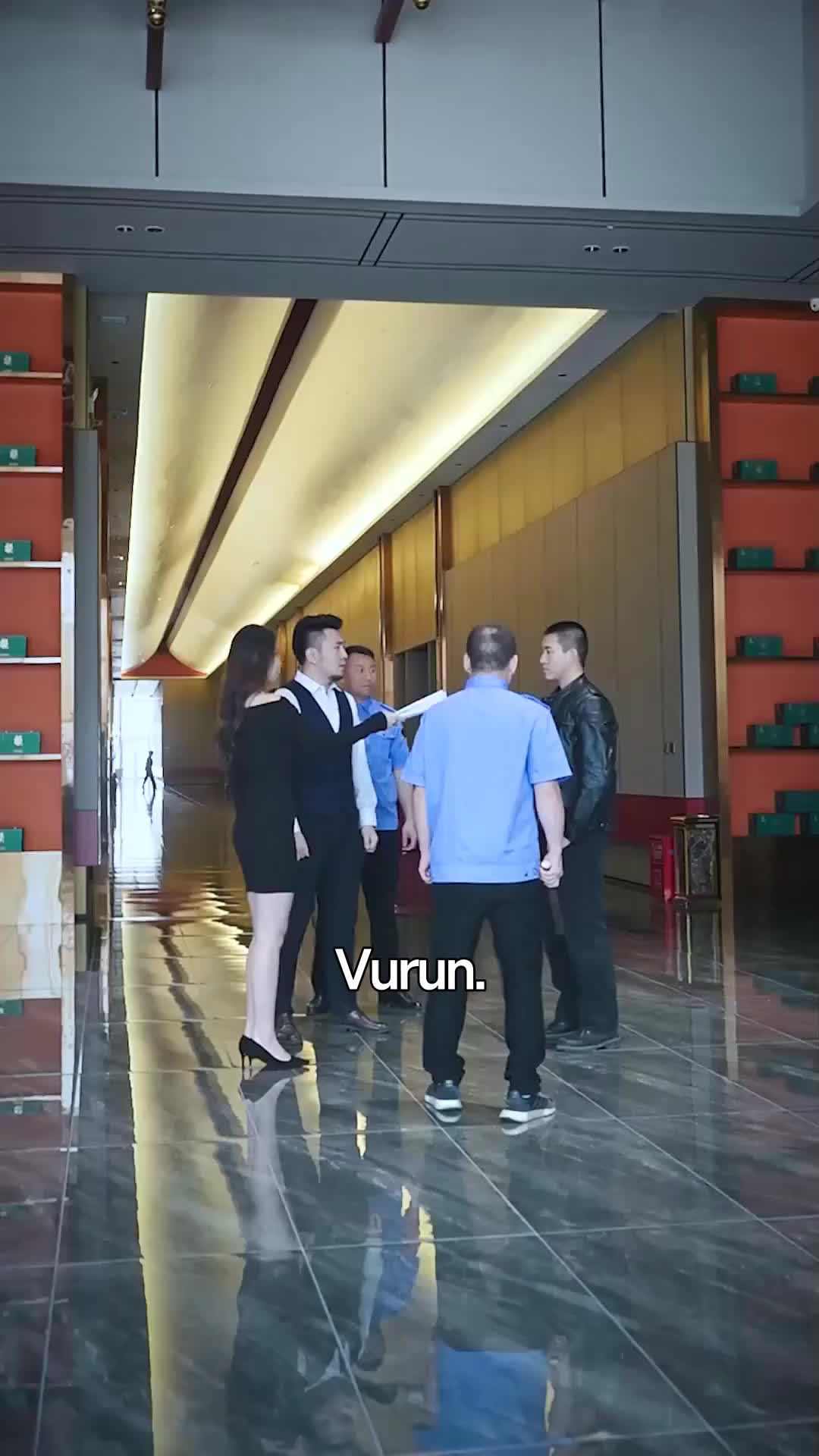 Yanlış Masa, Doğru İnsan Böl. 9