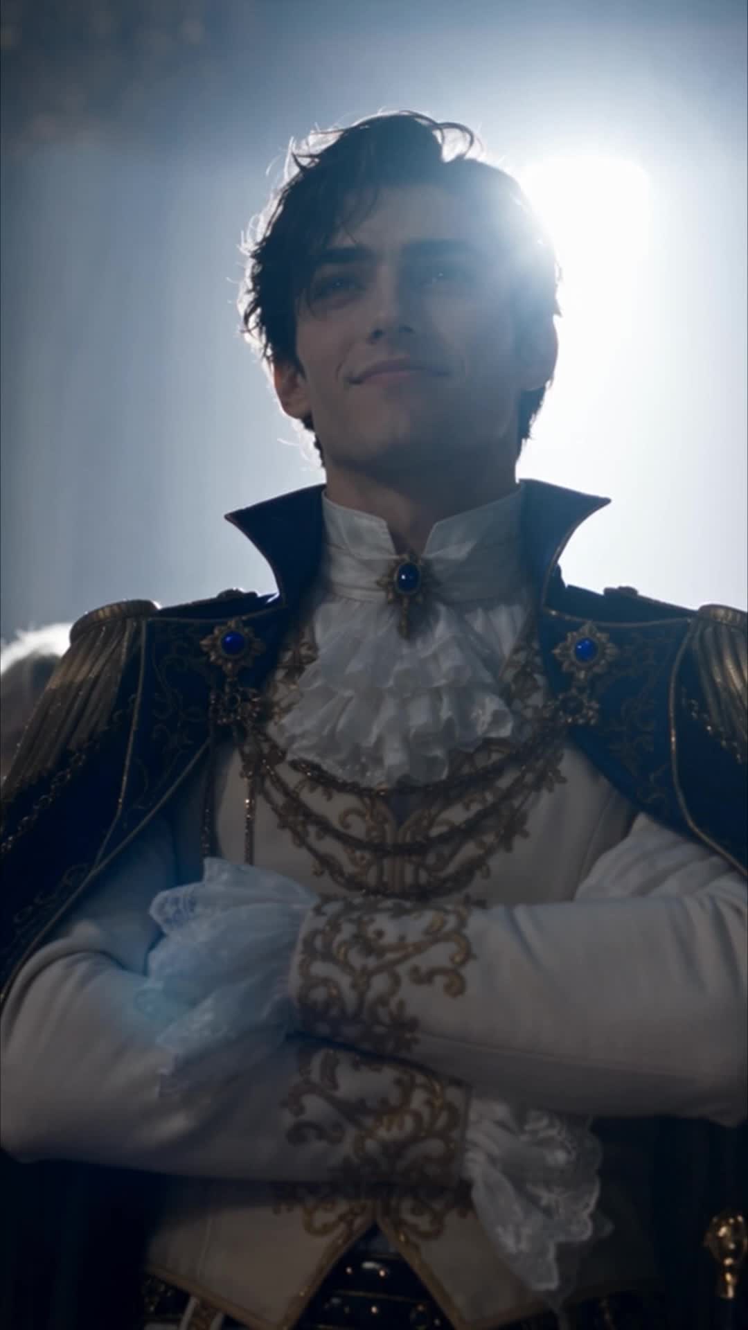 Crowned Queen: Ten Princes Begged Too Late Episode 8
