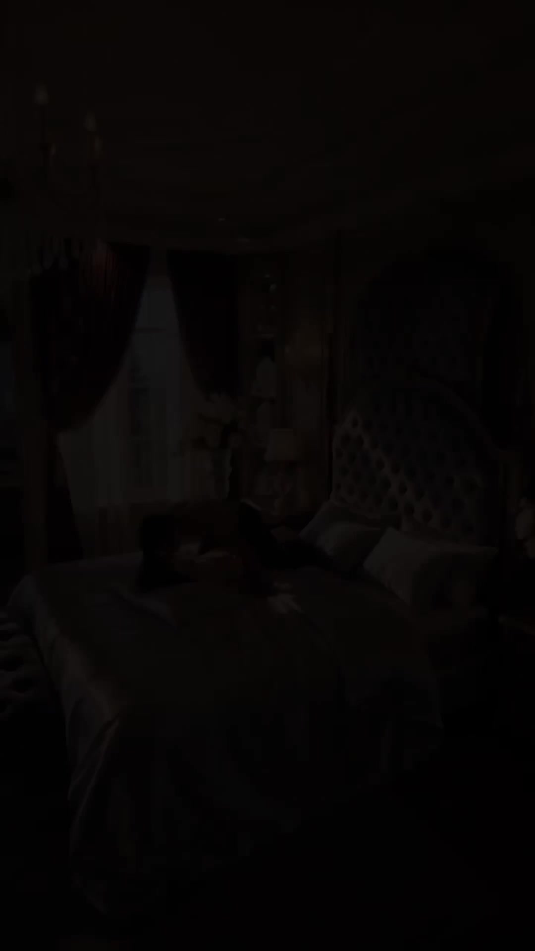 De esposa rechazada a princesa licántropa Episodio 1