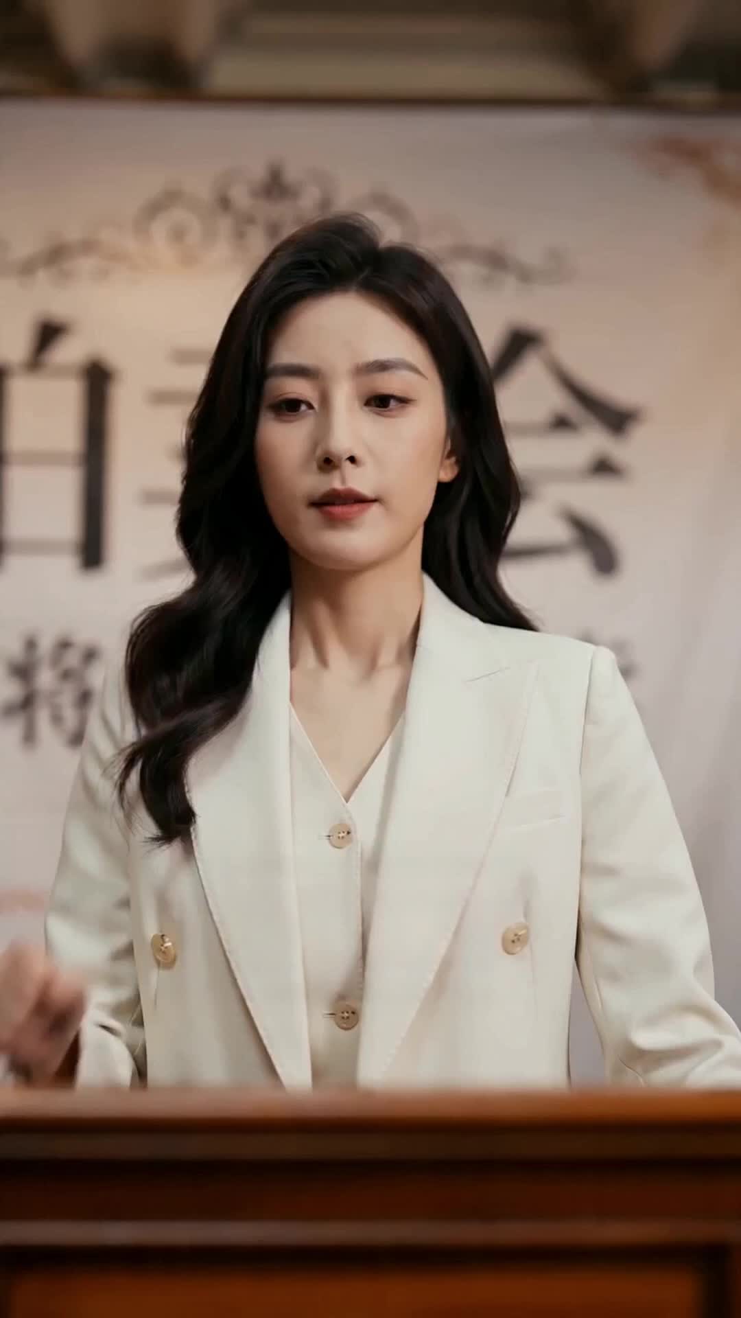 凤骨蒙尘，珠圆亦是掌中宝 第9集
