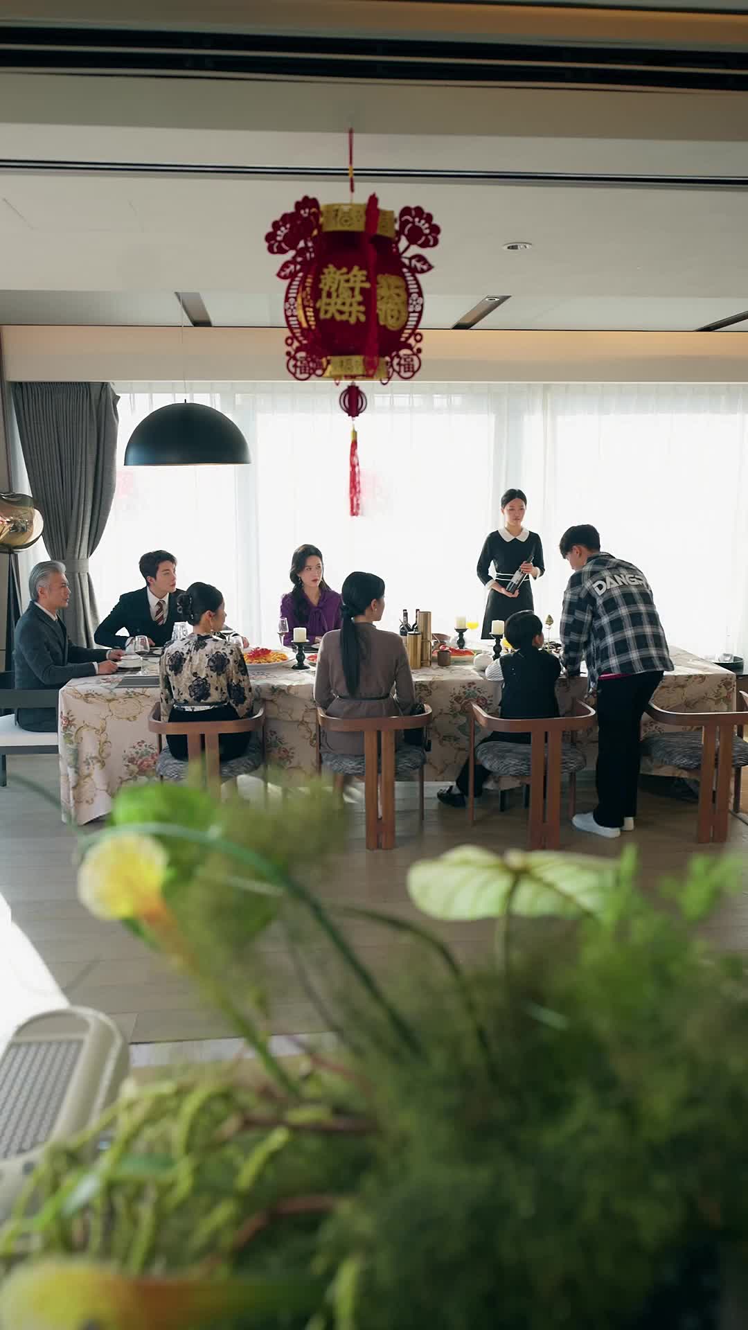 The Heiress at Forty-Five: Born to Lead Episode 6