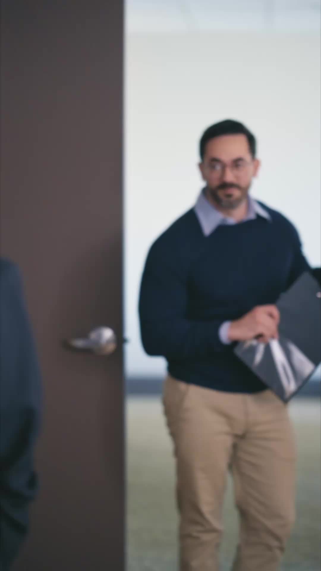 She Is Not Your Wife: Love Actually All Around Episode 4