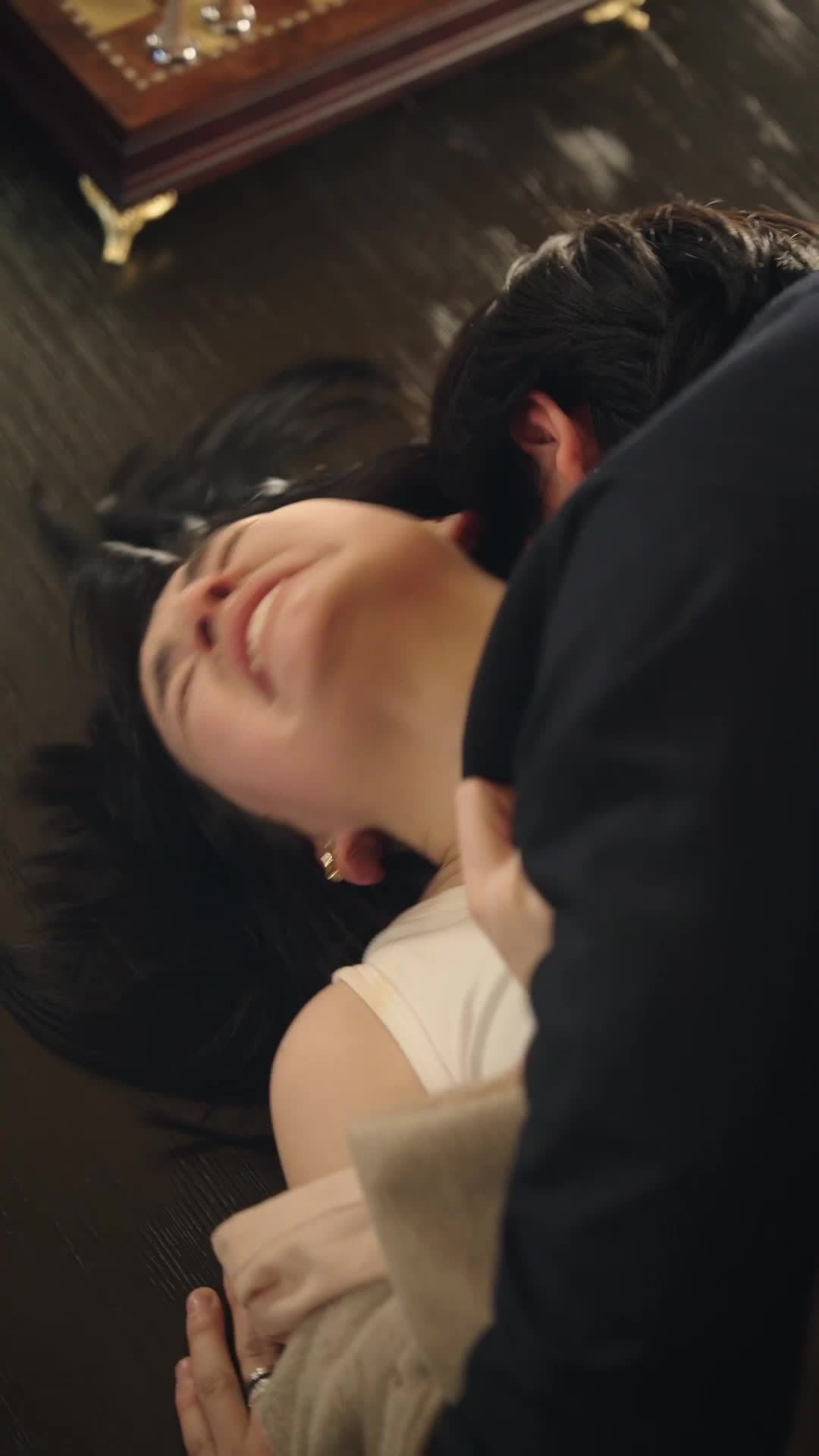 Der Mafiakönig hielt mich im Dunkeln 11Folgen