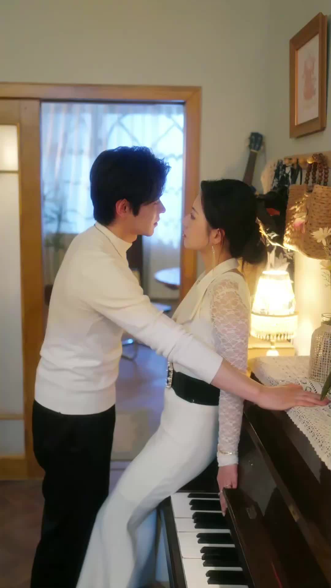 Setelah Cinta Terlambat Datang - Episode 20 - Episode 20