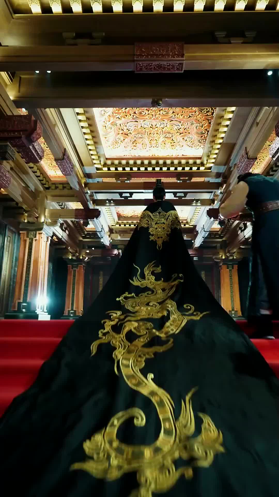 Snatch an Emperor to Be My Husband Episode 1