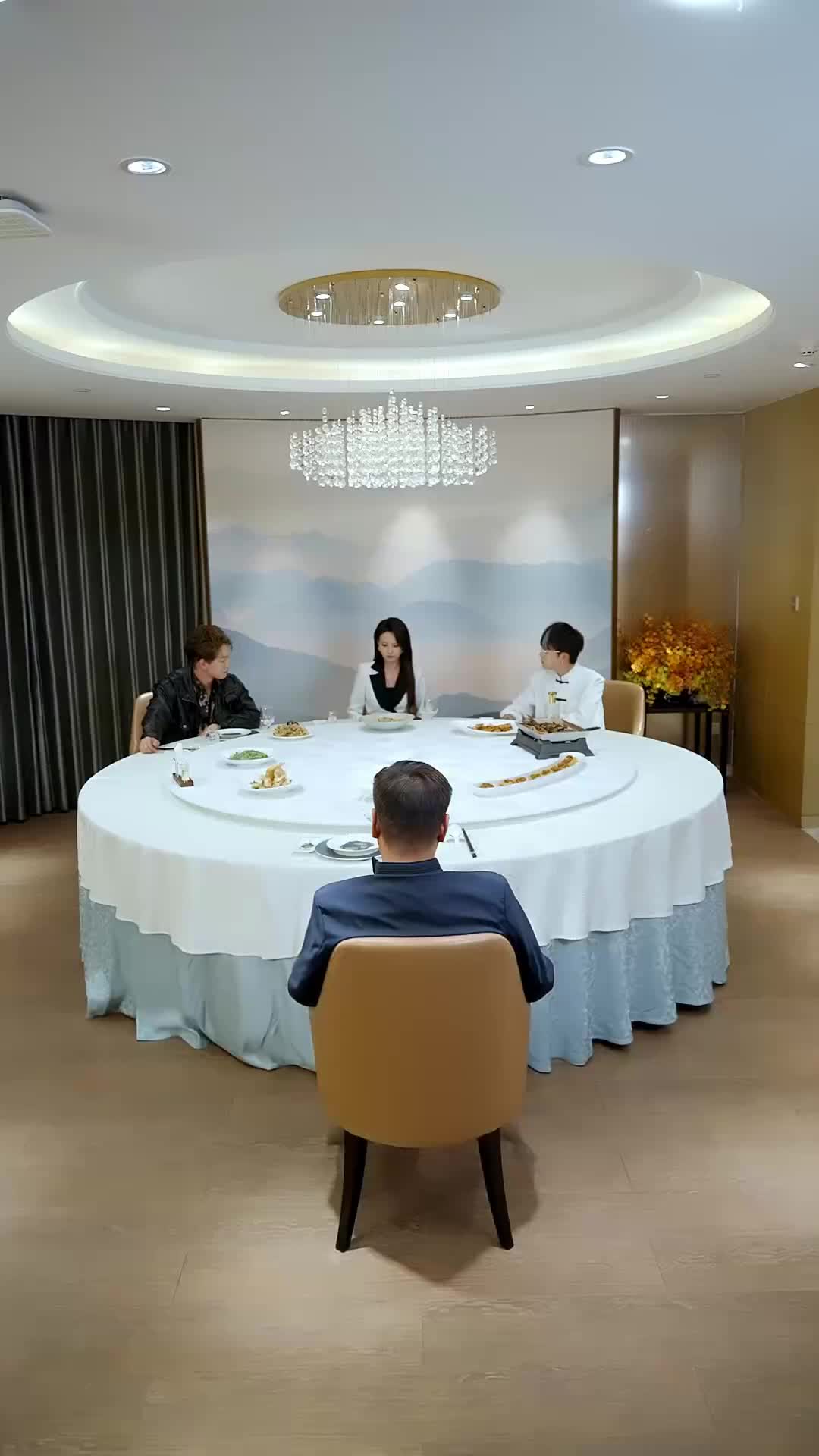 Mob Queen Reborn: Rich by the Rules Episode 11