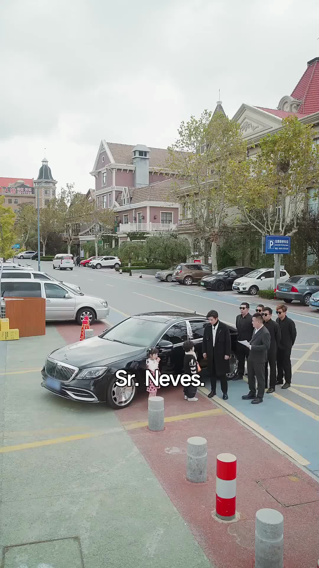 Sr. Neves Sonha em Subir a Escada com Filhos 3Episódio