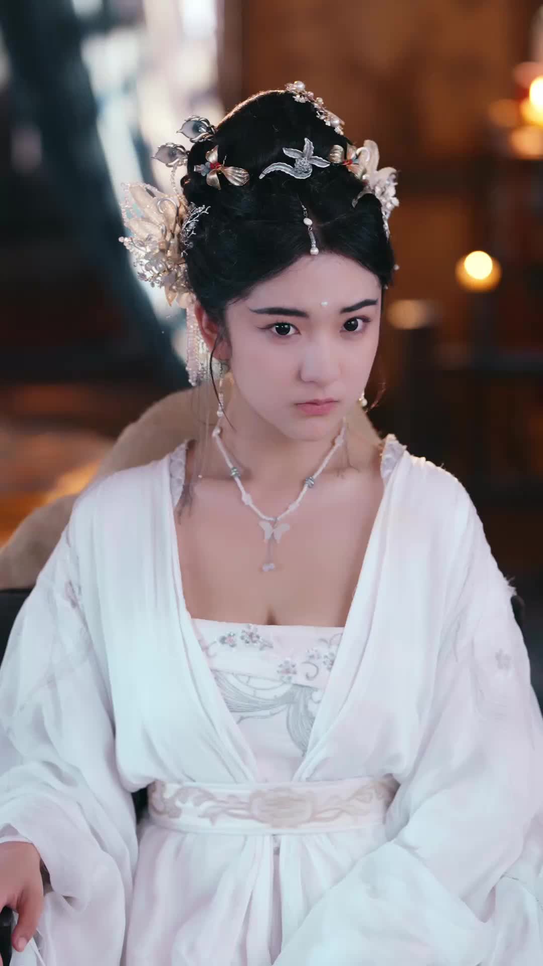 Love, War and a Shared Throne Episode 4
