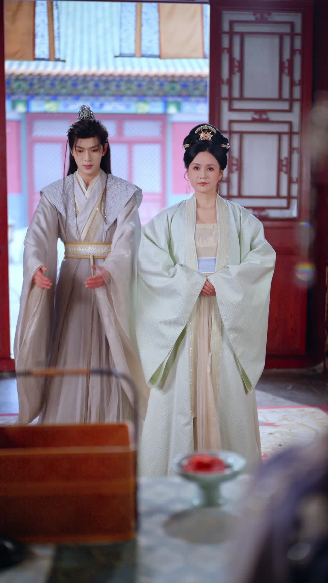 Shadows in the Palace of Desire Episode 8