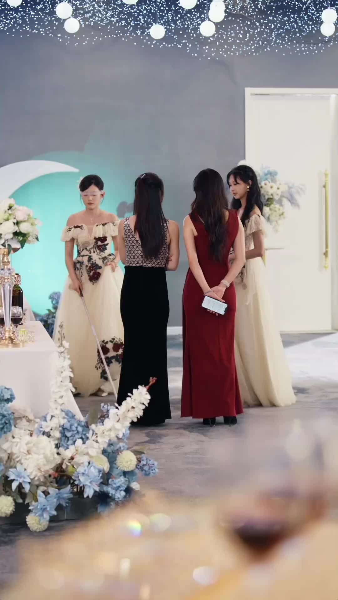 Istri yang Dimanjakan - Episode 32 - Episode 32