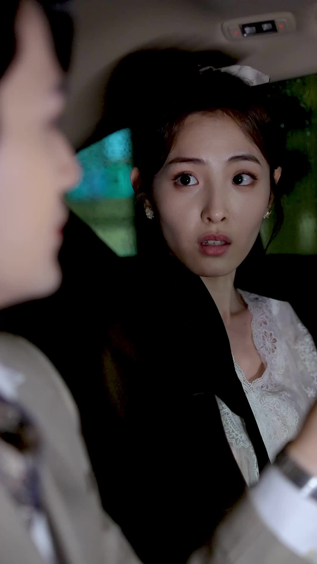 Love Blooms in Contracted Hearts（DUBBED) Episode 6