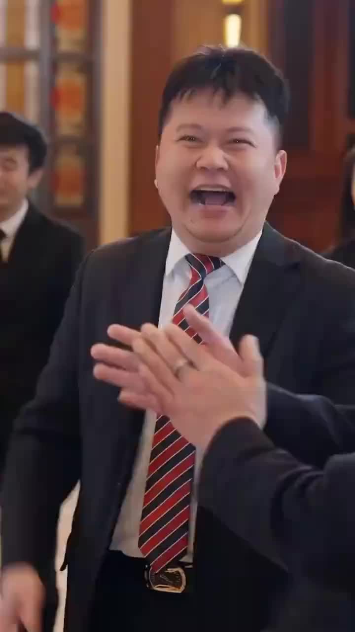 Chains of Greed, Bonds of Love Episode 9