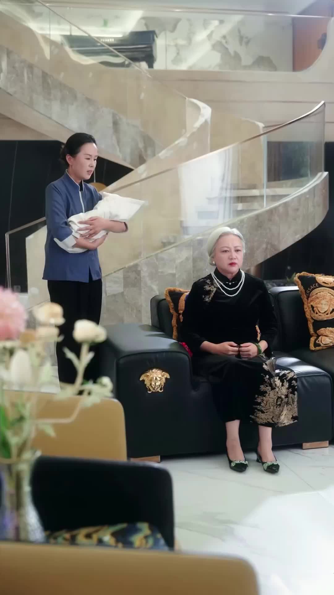 Pengasuh Cantik Idaman CEO Episode 3